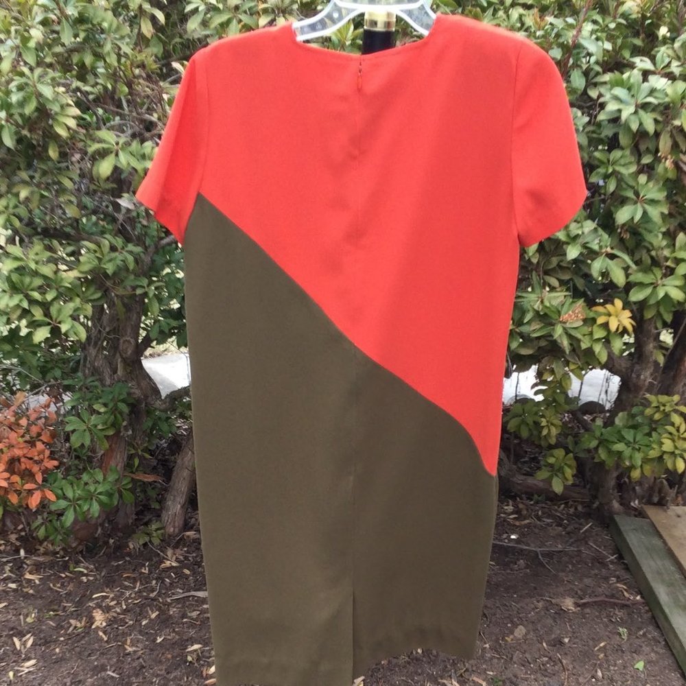 Liz Claiborne Colorful Sideways Cross Dress - Picture 2 of 2